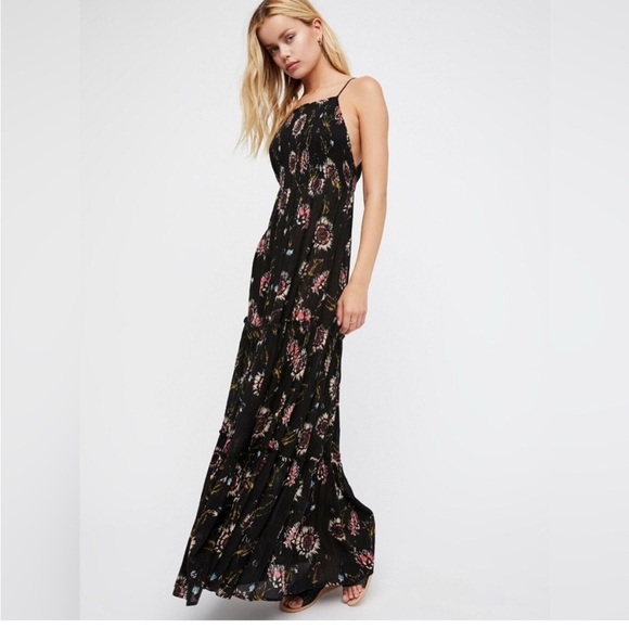 FREE PEOPLE Garden Party Black Floral Tiered Maxi Dress Size XS - Picture 1 of 14